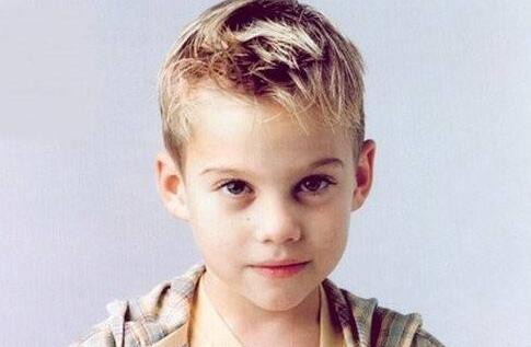 男孩帶“誠”字起名好聽的名字大全