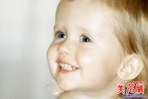 屬火的寶寶起名用字和名字大全