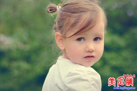 屬狗陳姓寶寶起名，女寶寶起名大全